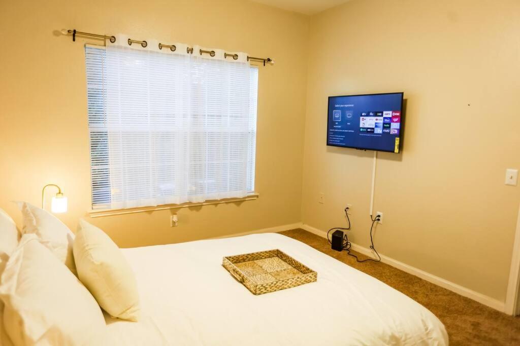 Ferienwohnung Lux 2Bd 2Ba Minutes From The Water Pensacola Exterior foto