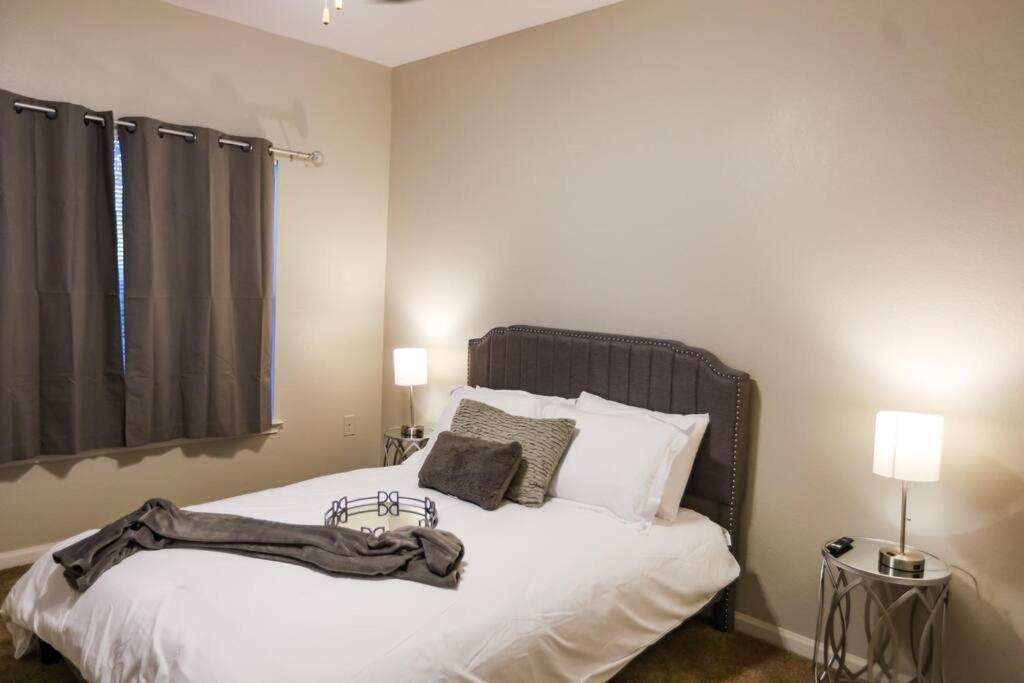 Ferienwohnung Lux 2Bd 2Ba Minutes From The Water Pensacola Exterior foto