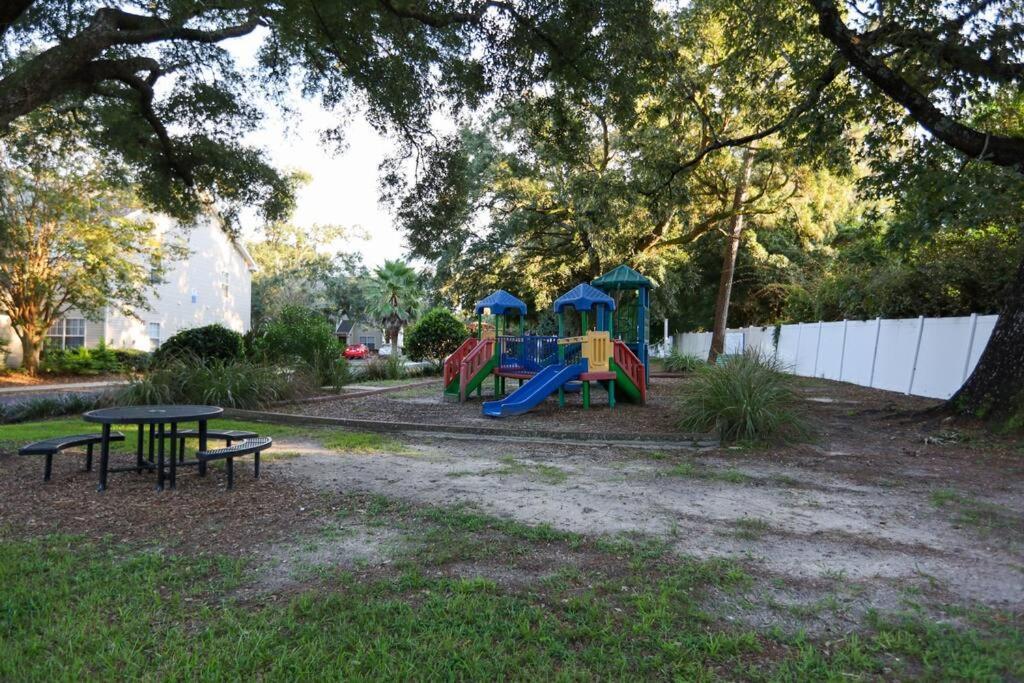 Ferienwohnung Lux 2Bd 2Ba Minutes From The Water Pensacola Exterior foto
