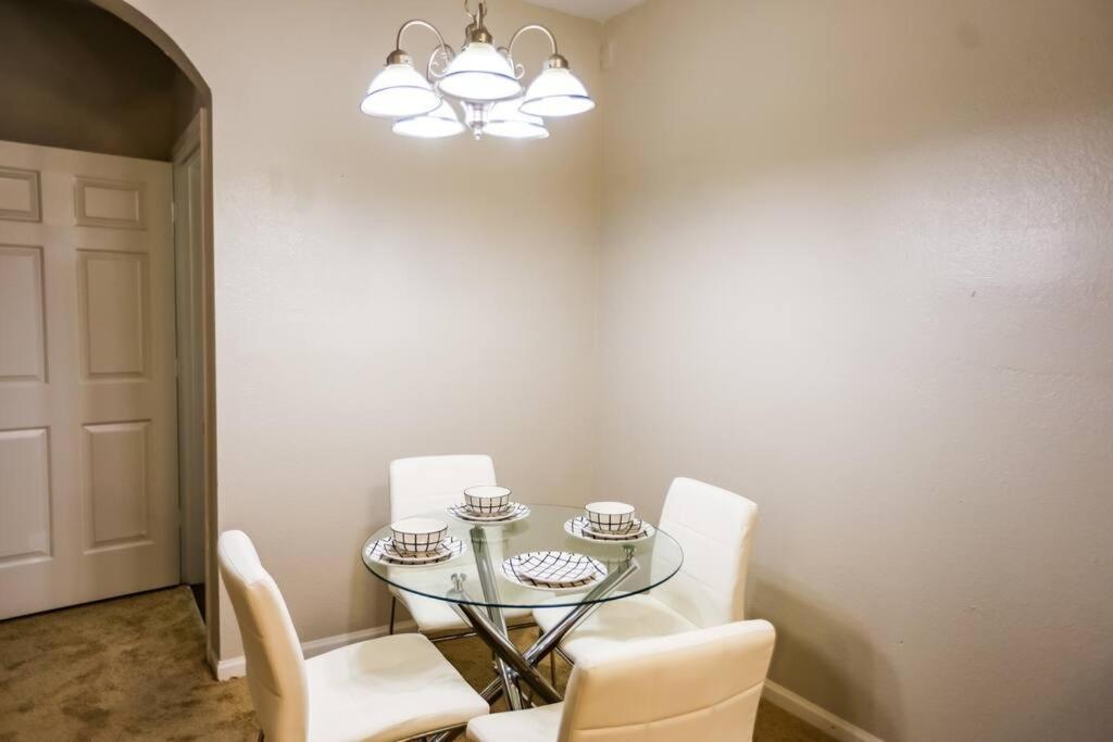 Ferienwohnung Lux 2Bd 2Ba Minutes From The Water Pensacola Exterior foto
