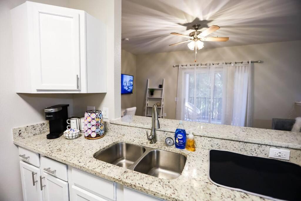 Ferienwohnung Lux 2Bd 2Ba Minutes From The Water Pensacola Exterior foto